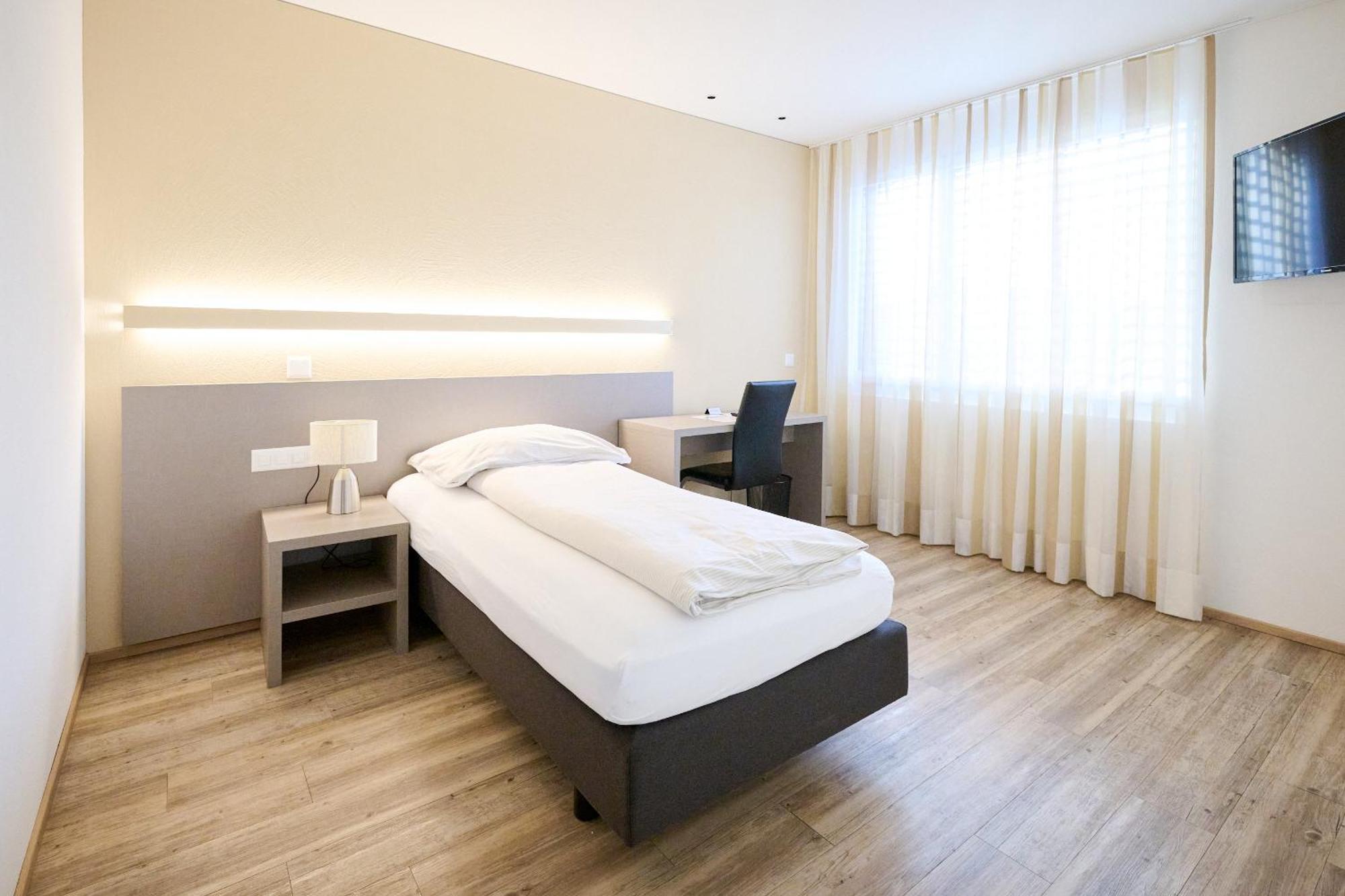 Hotel Am Kreisel Self-Check-In By Smart Hotels Lachen Luaran gambar